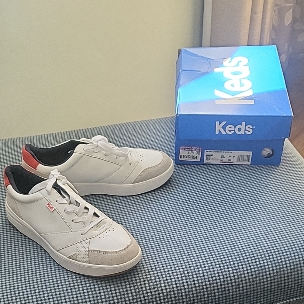 Keds Women's The Court Leather/Suede Shoe